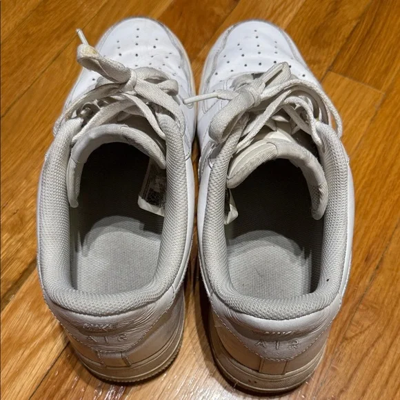 Nike Air Force 1 Sneakers Size 11 Men - Picture 8 of 9